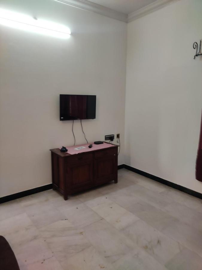 Villa Souhayl Homestay Puducherry Eksteriør billede
